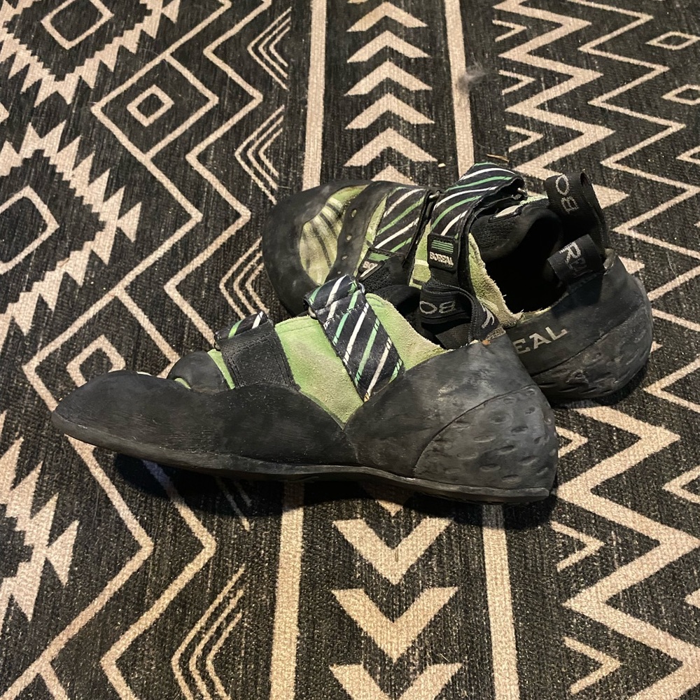 Boreal Krypto climbing shoes